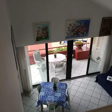 Casa Azalea By Holiday World * Sanremo